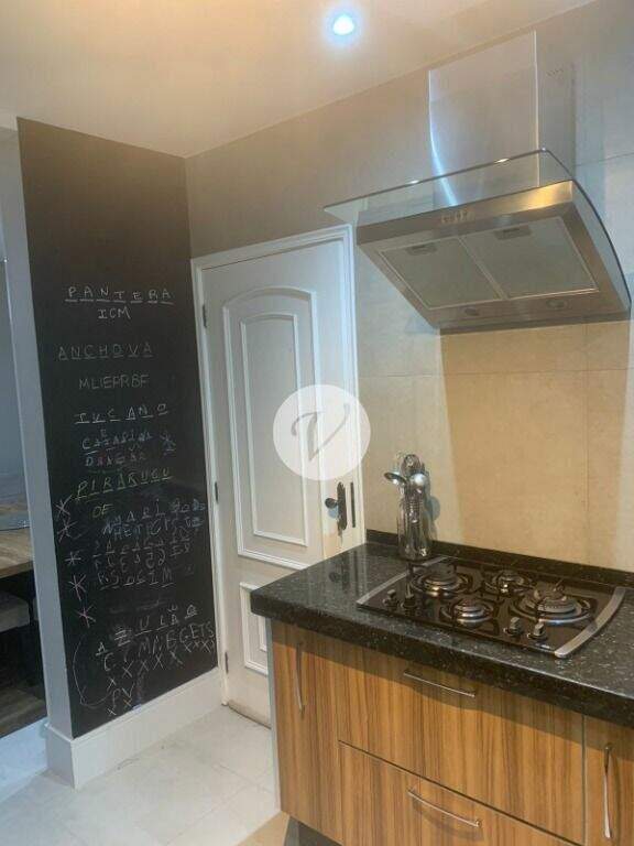 Sobrado à venda no Jardim Andrea Demarchi: 