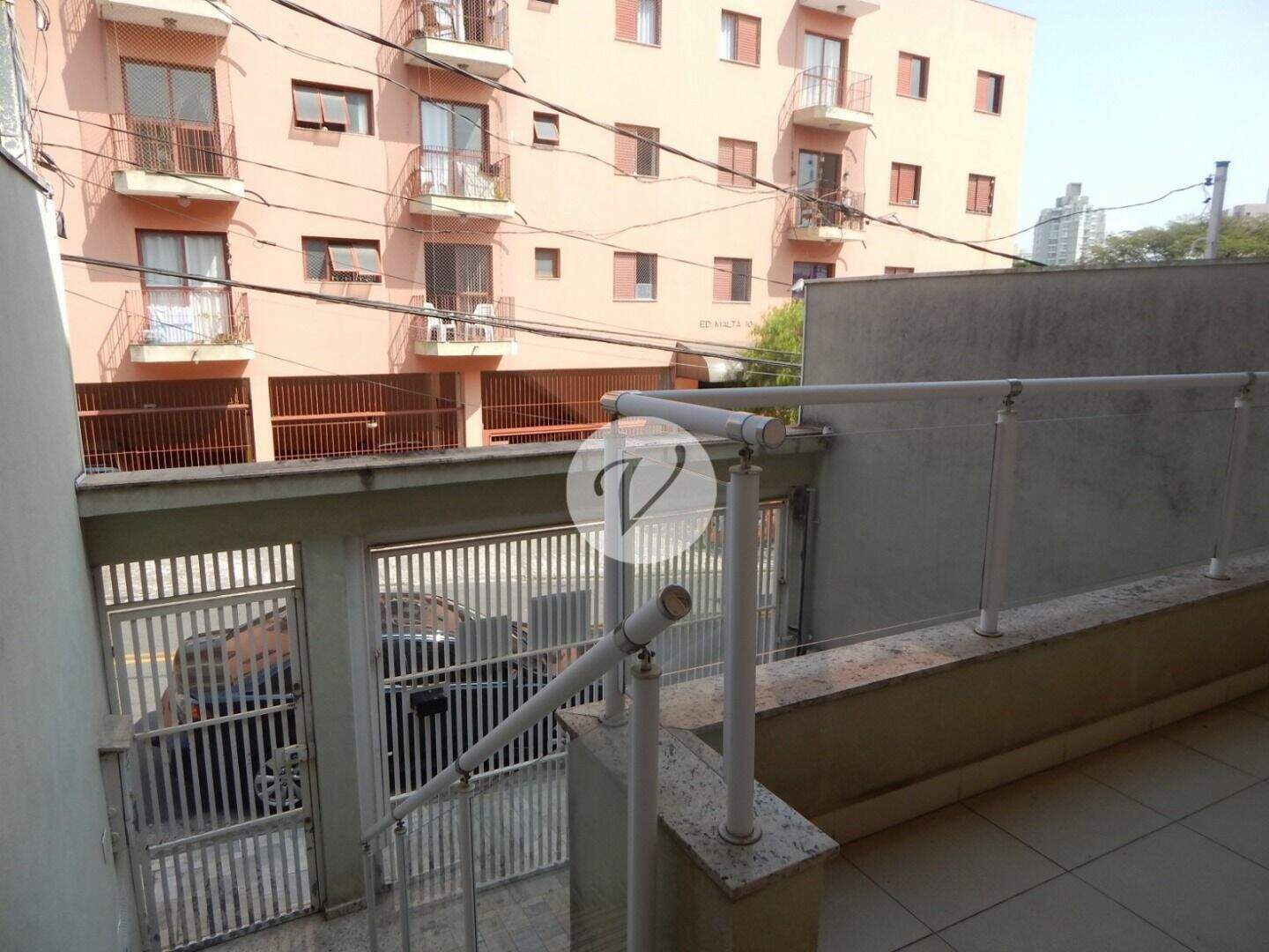 Sobrado à venda no Jardim Iracema: 