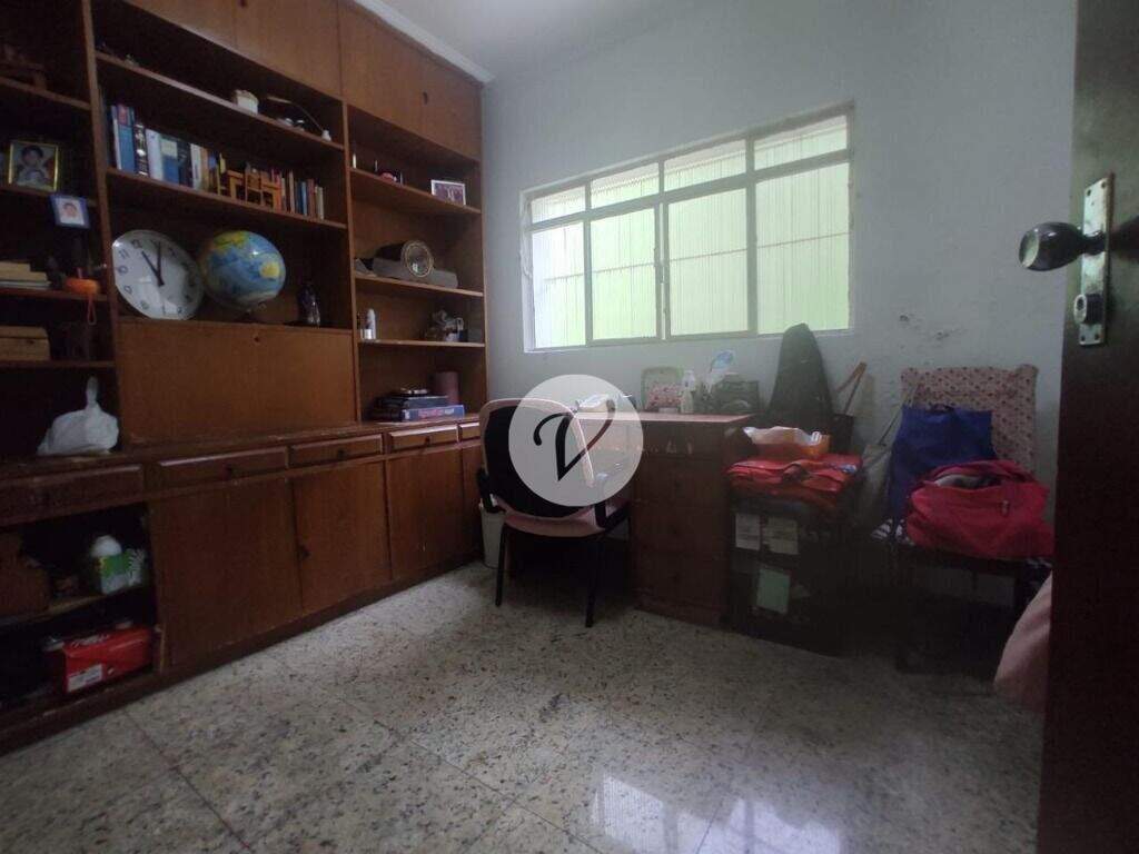 Sobrado à venda no Jardim: 