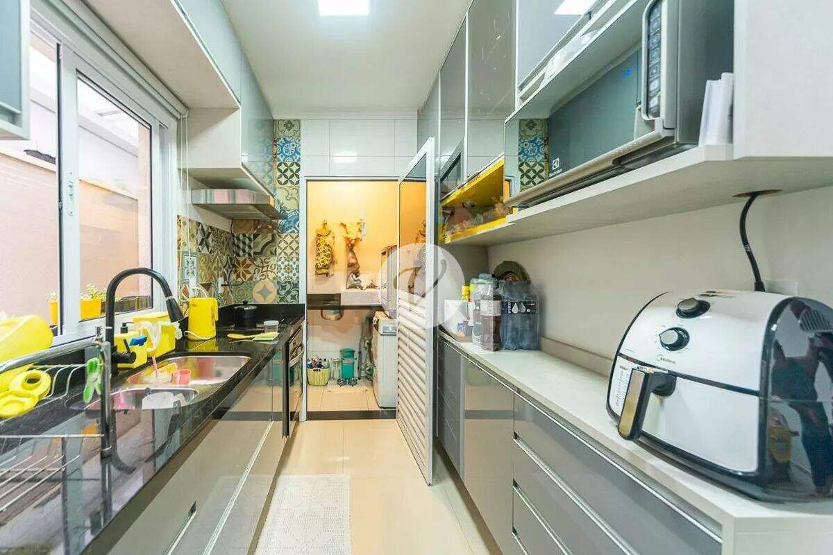 Sobrado à venda no Vila Gilda: 