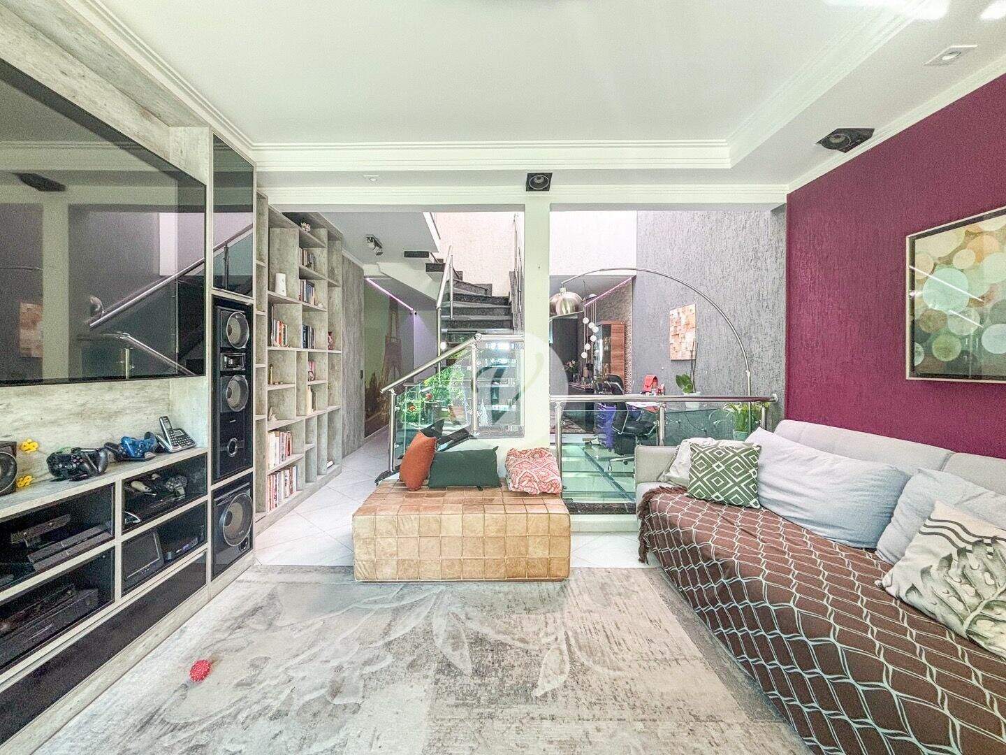 Sobrado à venda no Vila Guiomar: 