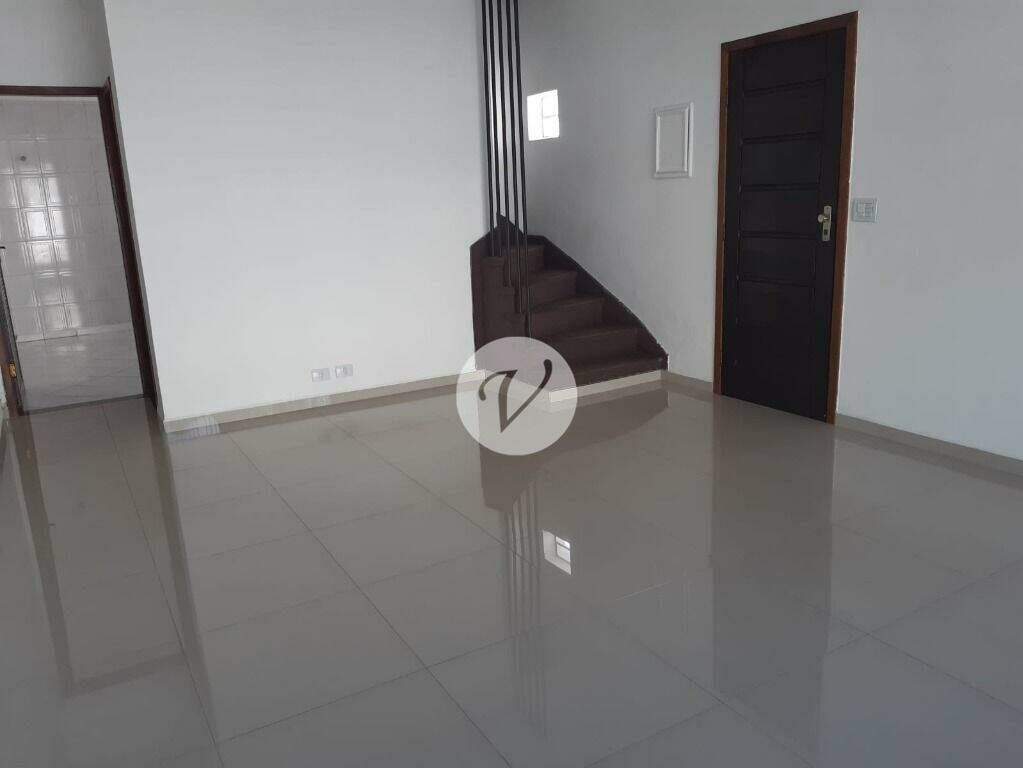 Sobrado à venda no Campestre: 