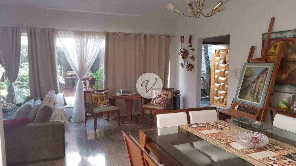 Casa à venda no Jardim: 