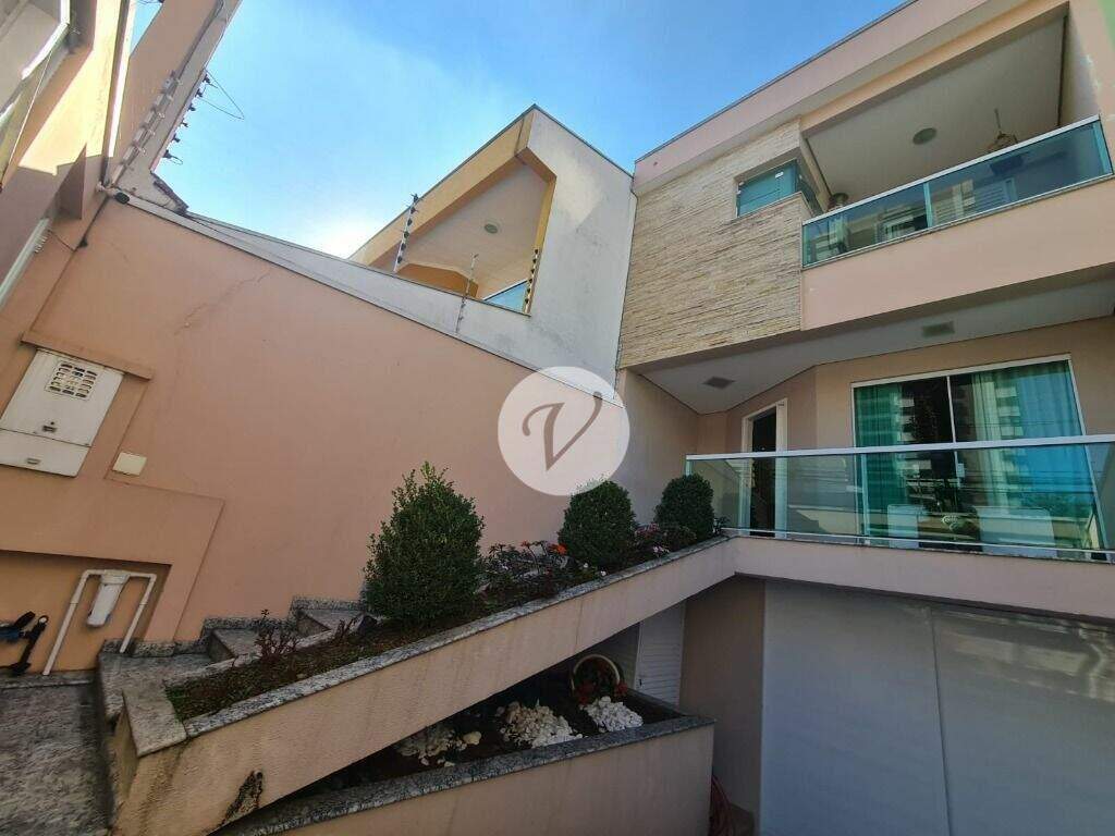 Sobrado à venda no Vila Santa Teresa: 