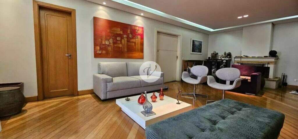 Apartamento à venda no Jardim: 