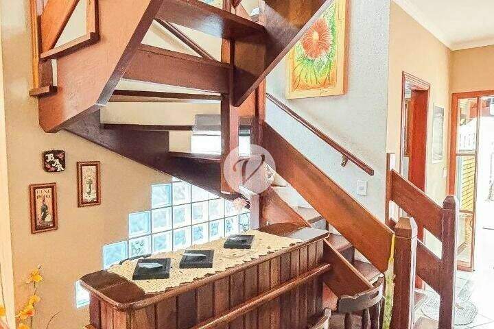 Sobrado à venda no Campestre: 