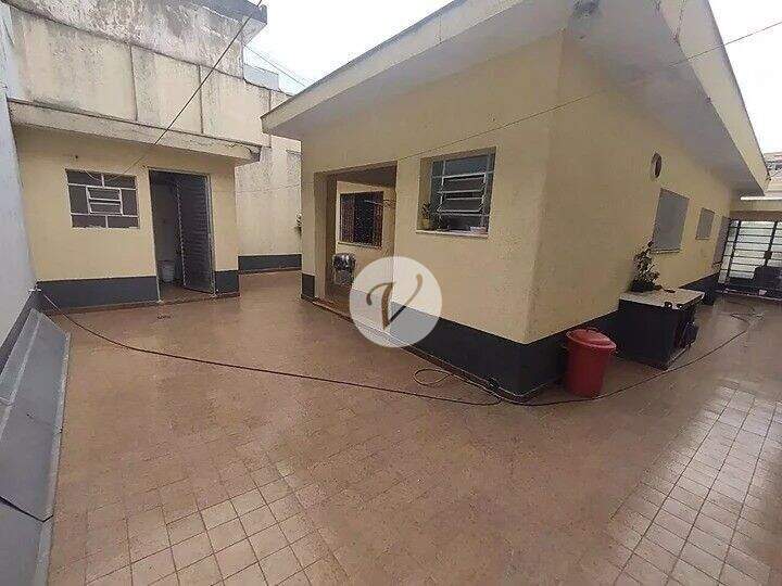 Sobrado à venda no Vila Linda: 