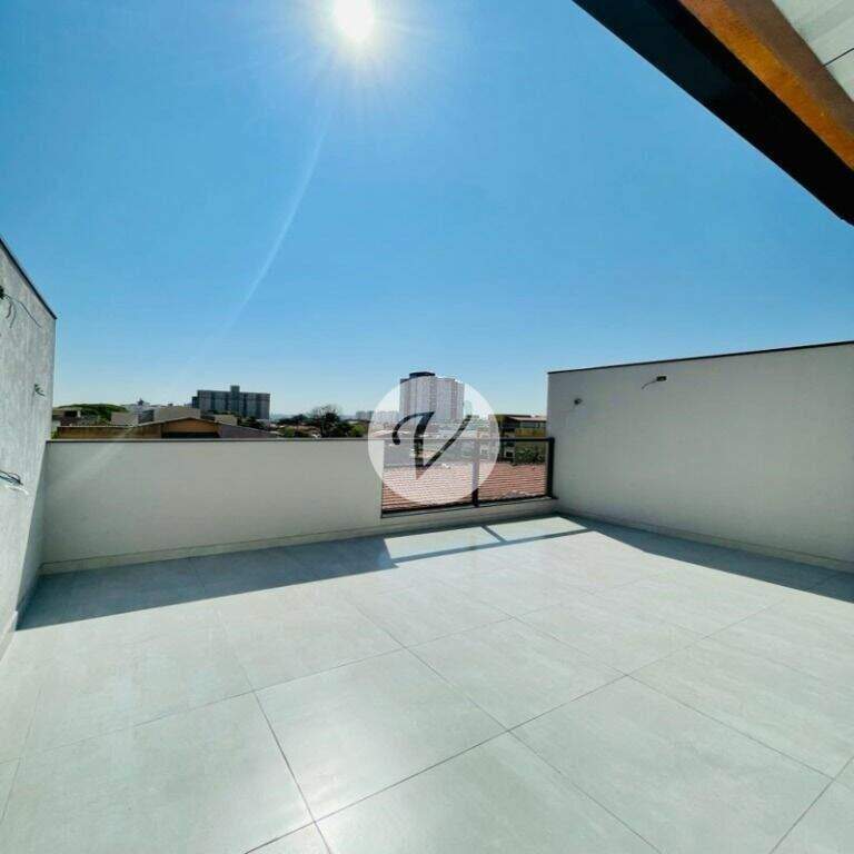 Apartamento Triplex à venda no Parque Industriário: 