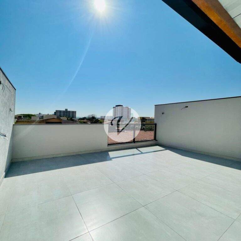 Apartamento Triplex à venda no Parque Industriário: 