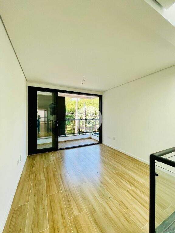 Sobrado à venda no Jardim Paraíso: 