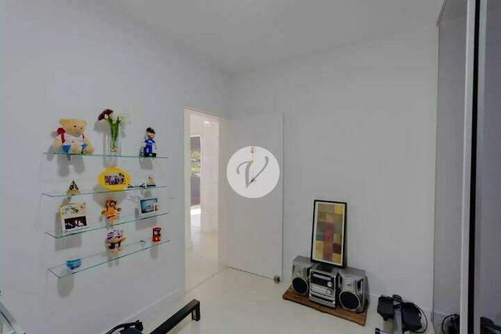 Sobrado à venda no Jardim: 