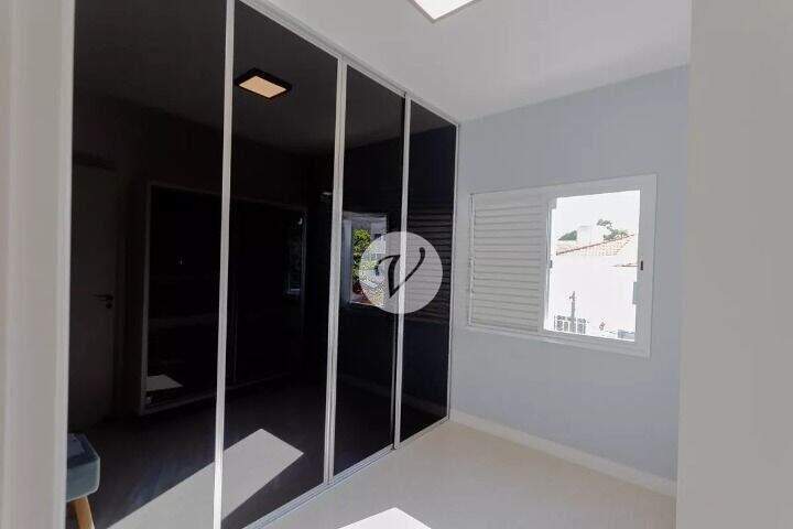 Sobrado à venda no Jardim: 