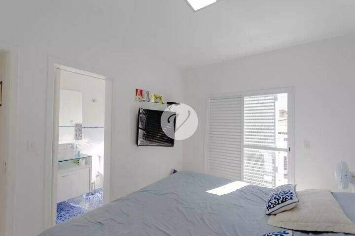 Sobrado à venda no Jardim: 