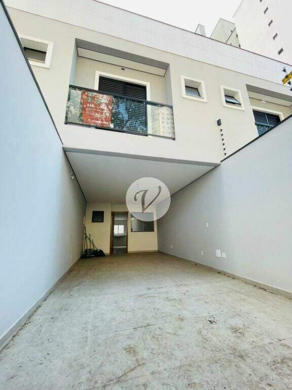 Sobrado à venda no Silveira: 