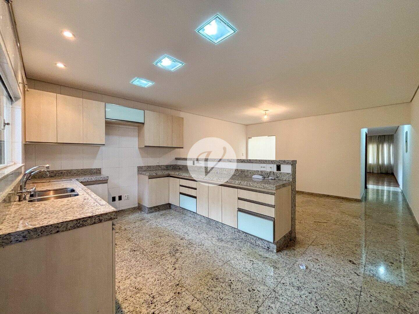 Sobrado à venda no Paraíso: 