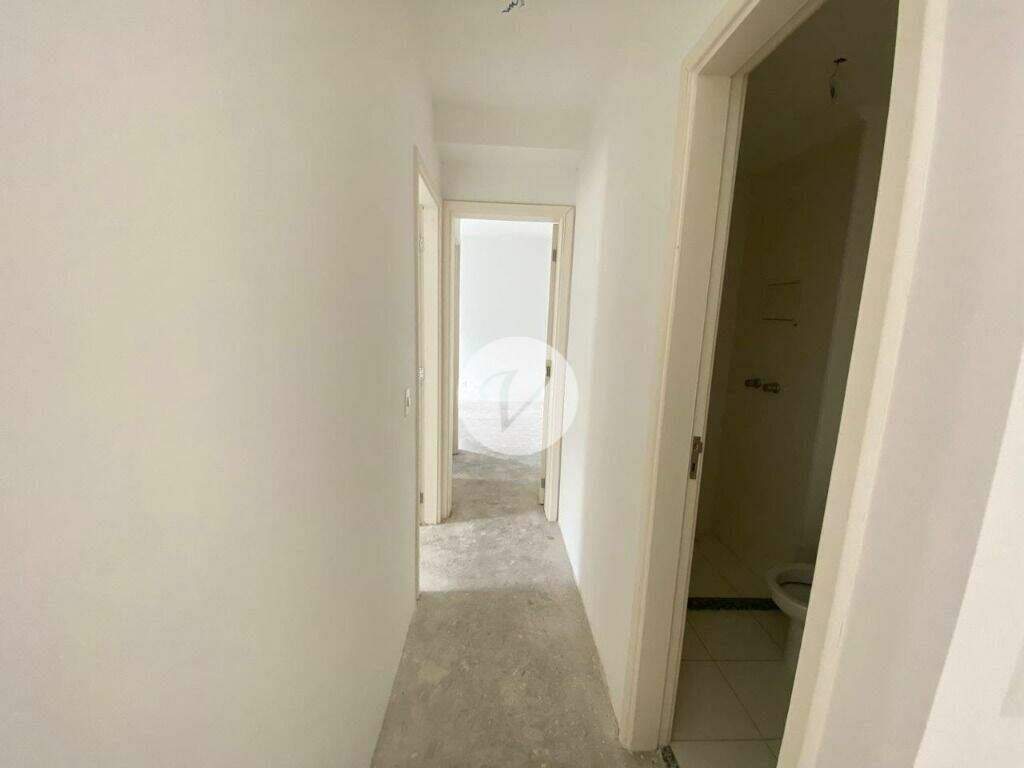 Apartamento à venda no Jardim Três Marias: 