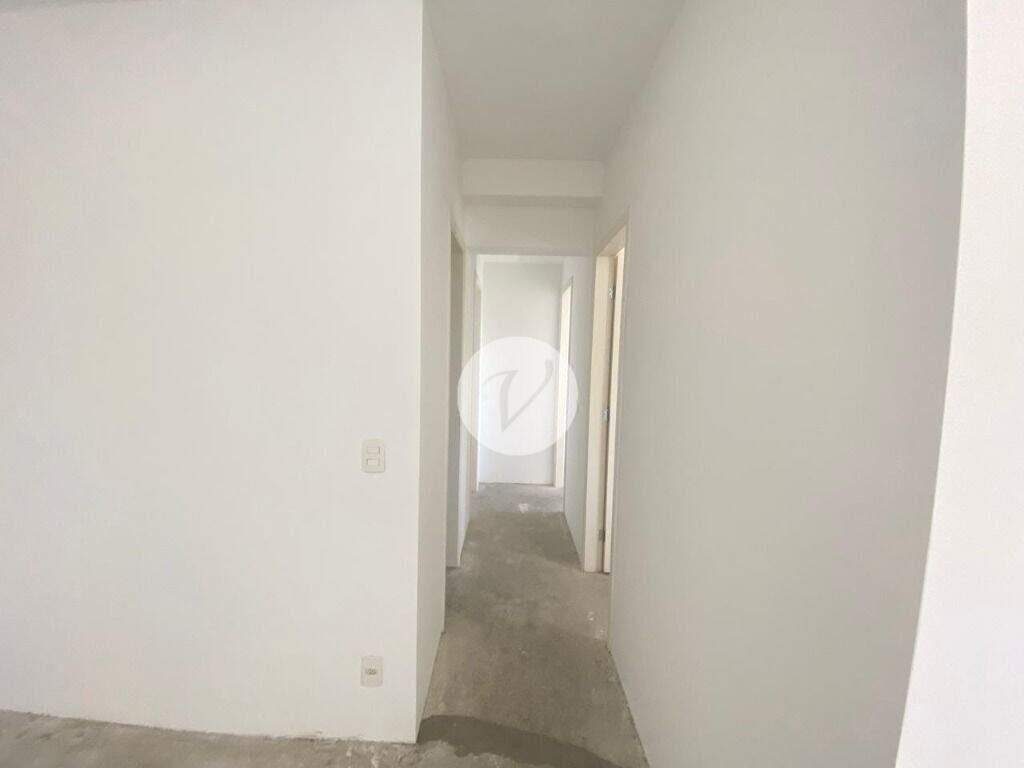 Apartamento à venda no Jardim Três Marias: 