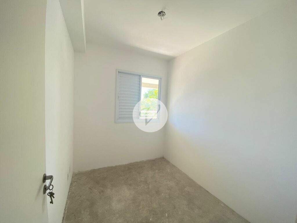 Apartamento à venda no Jardim Três Marias: 