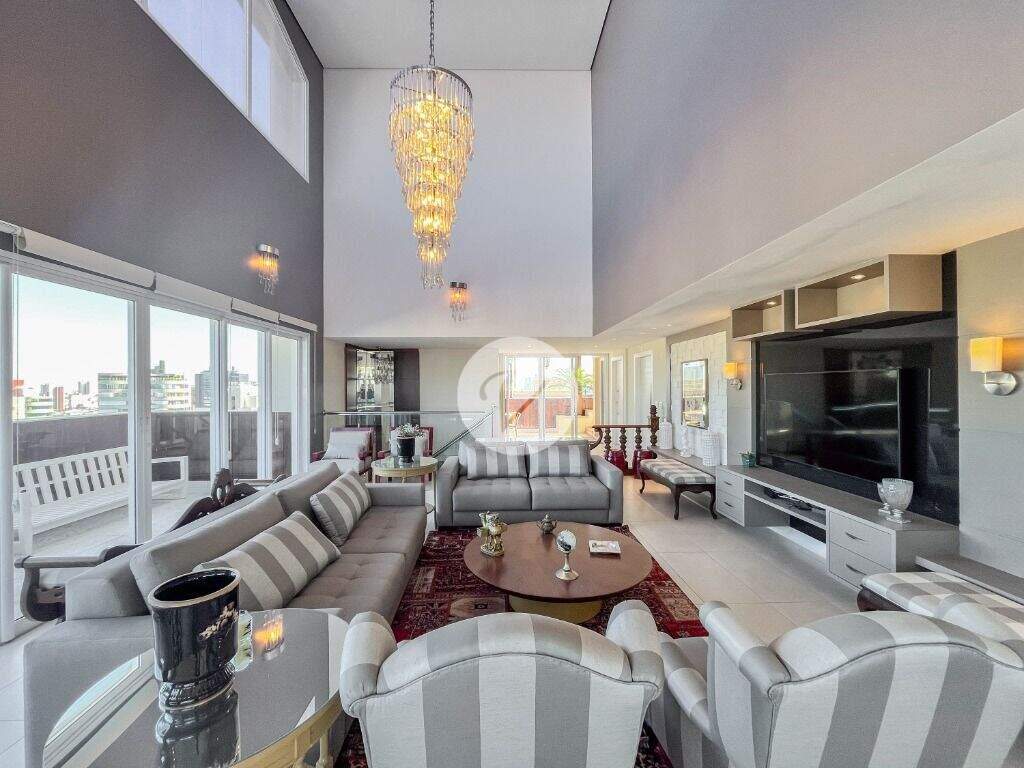 Cobertura à venda no Jardim: 