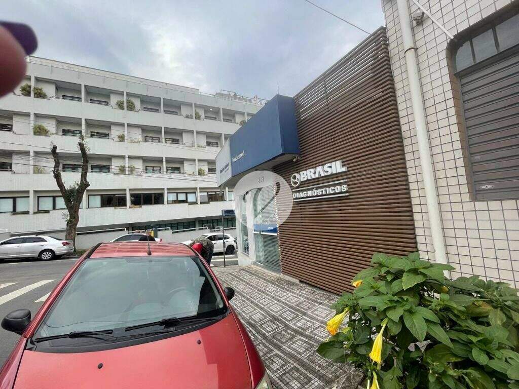 Sobrado à venda no Centro: 