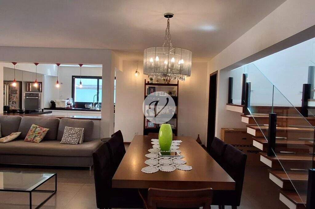 Sobrado à venda no Jardim São Caetano: 