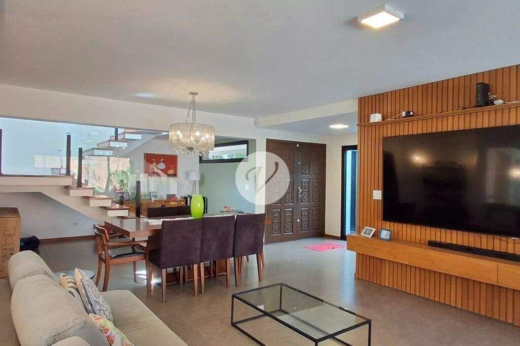 Sobrado à venda no Jardim São Caetano: 