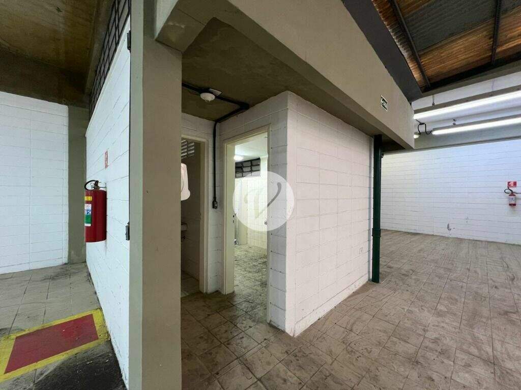 Prédio à venda no Santa Maria: 