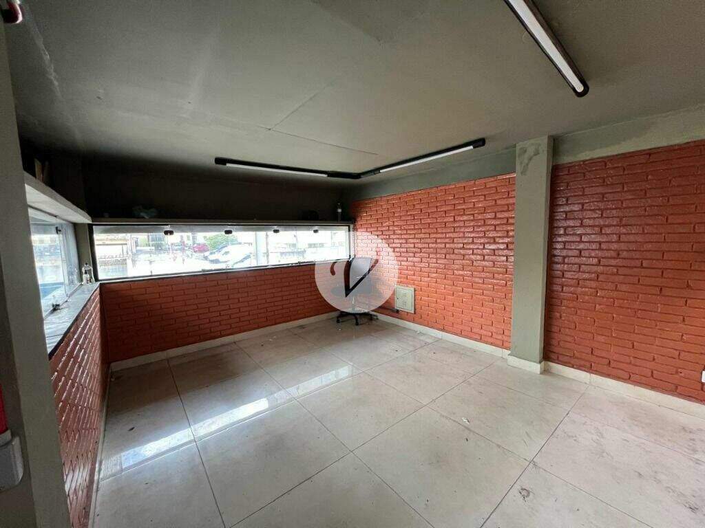 Prédio à venda no Santa Maria: 