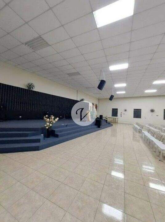 Prédio à venda no Jardim do Estádio: 