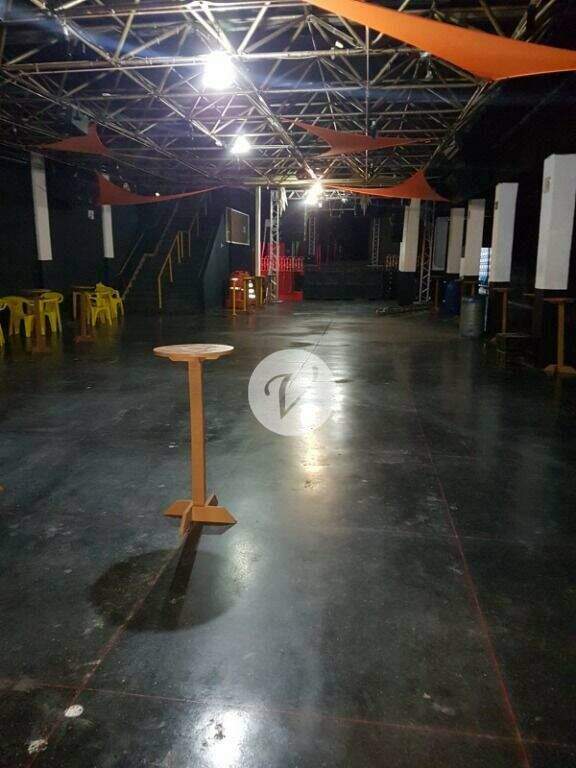 Salão à venda no Centro: 