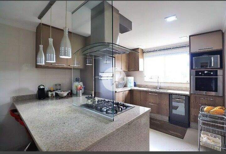 Sobrado à venda no Paraíso: 