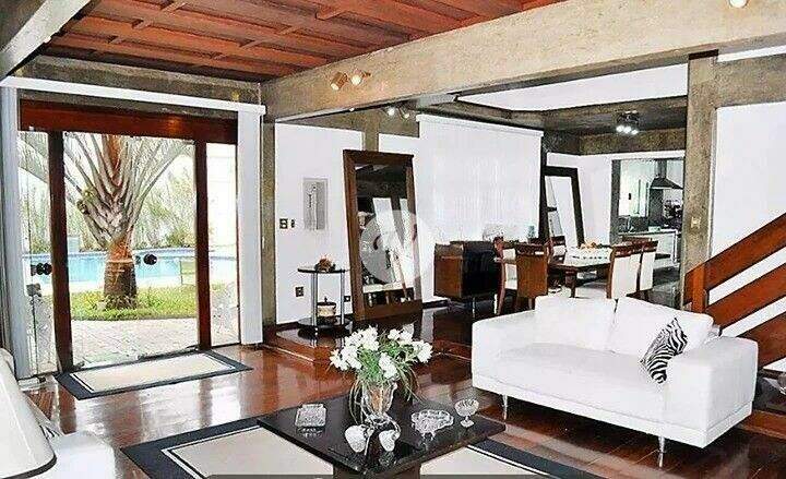 Sobrado à venda no Vila Gilda: 