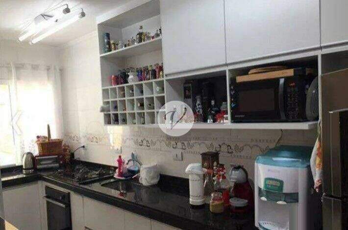 Cobertura à venda no Jardim Santo Antônio: Sala de jantar