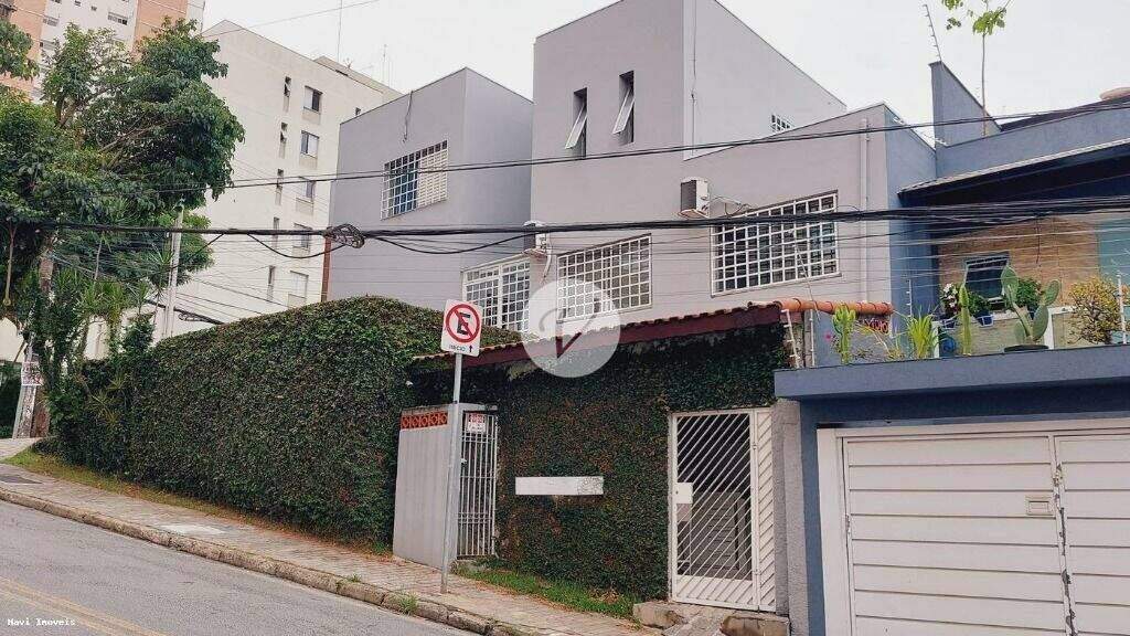 Sobrado à venda no Jardim Bela Vista: Fachada