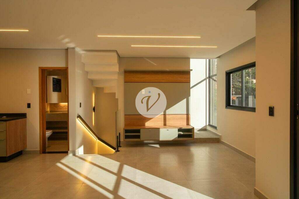 Sobrado à venda no Centro: 