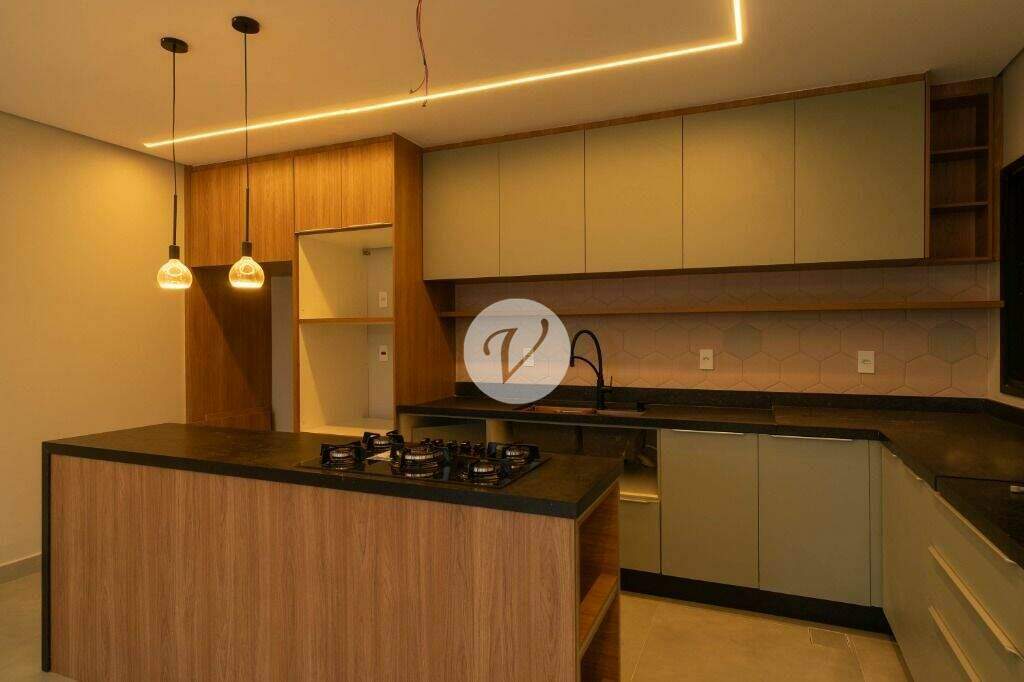 Sobrado à venda no Centro: 