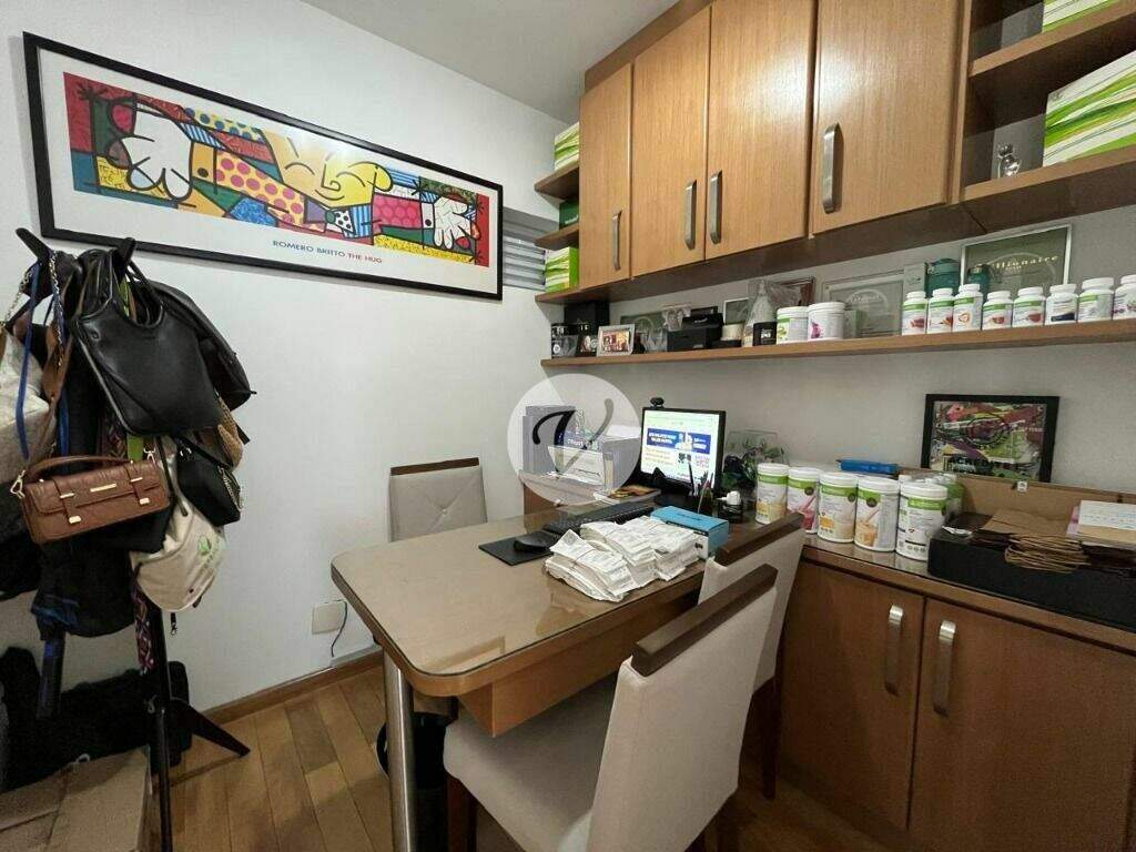 Apartamento à venda no Vila Caminho do Mar: Escritório