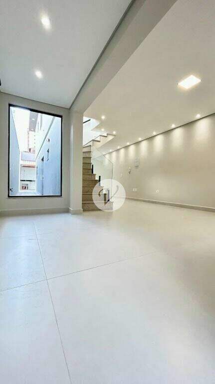 Sobrado à venda no Parque São Diogo: 