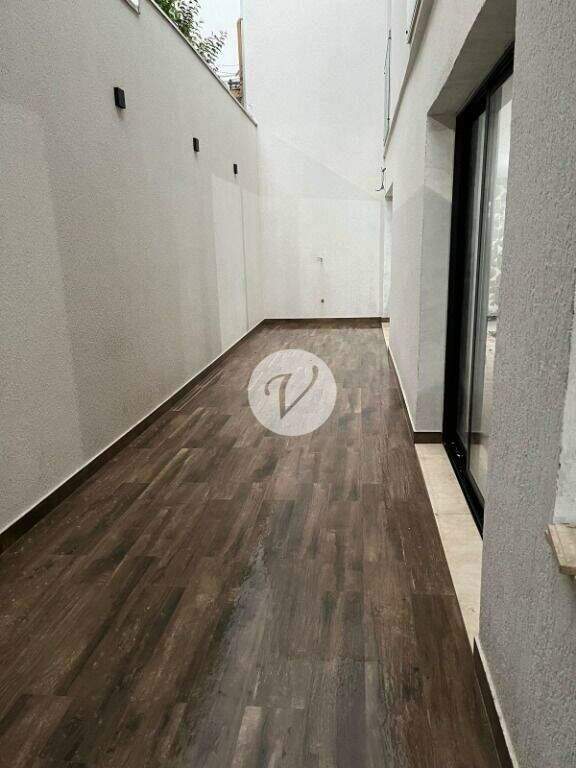 Sobrado à venda no Santa Maria: Quintal