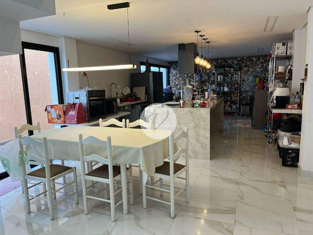 Sobrado à venda no Santa Maria: Cozinha