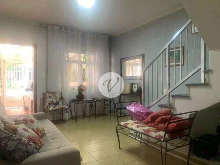 Sobrado à venda no Santa Maria: Sala