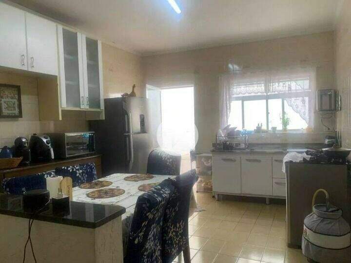 Sobrado à venda no Santa Maria: Cozinha