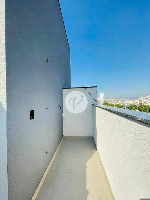 Sobrado à venda no Vila América: 