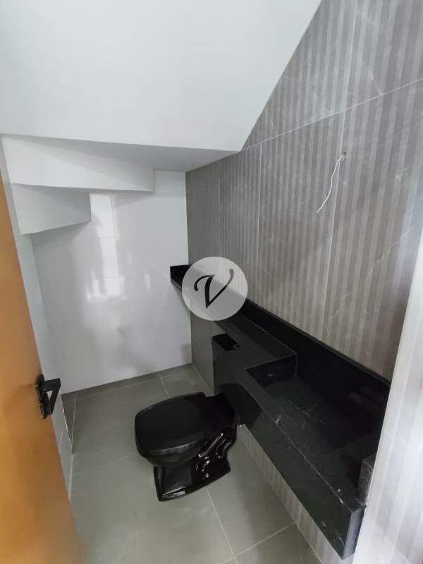 Sobrado à venda no Vila América: 