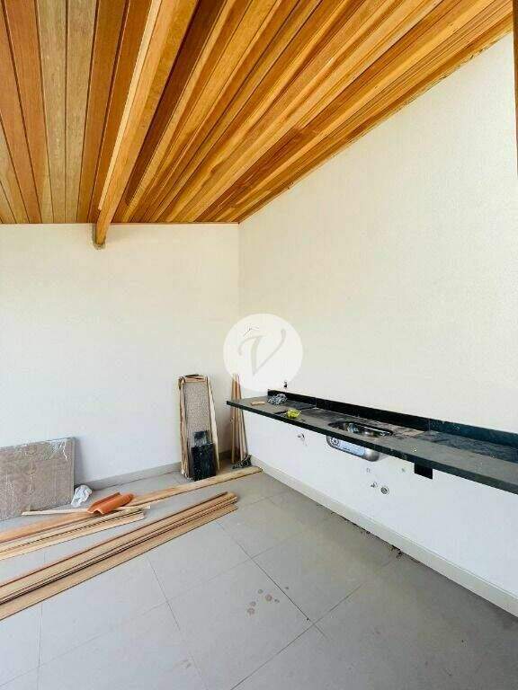 Sobrado à venda no Vila América: 