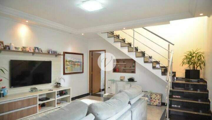 Sobrado à venda no Vila Guiomar: 