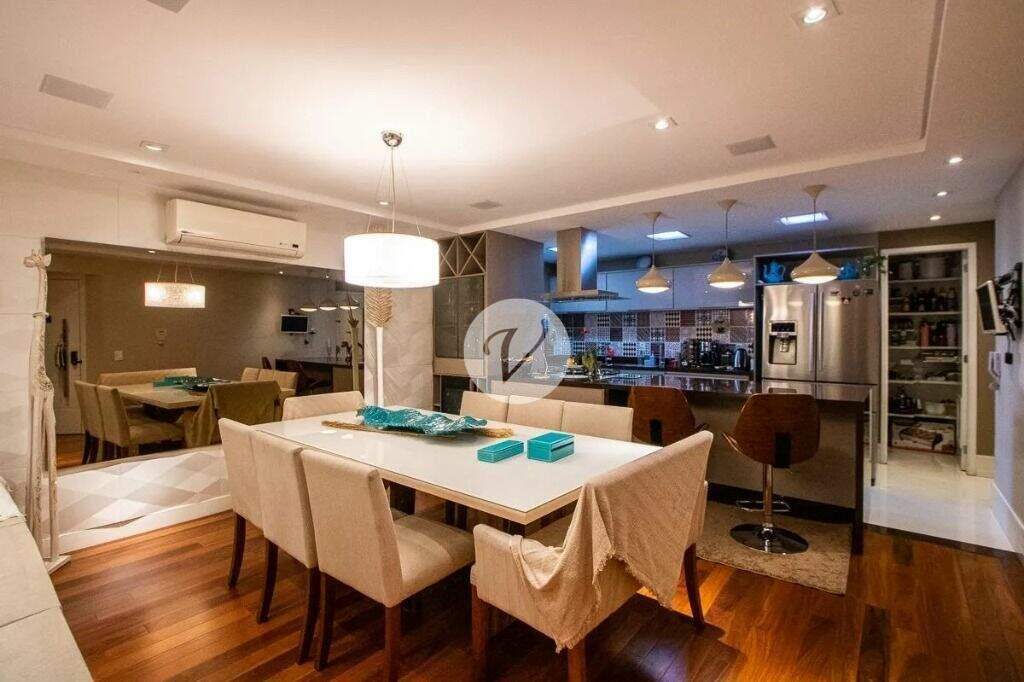 Cobertura à venda no Centro: 