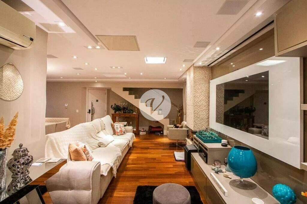 Cobertura à venda no Centro: 