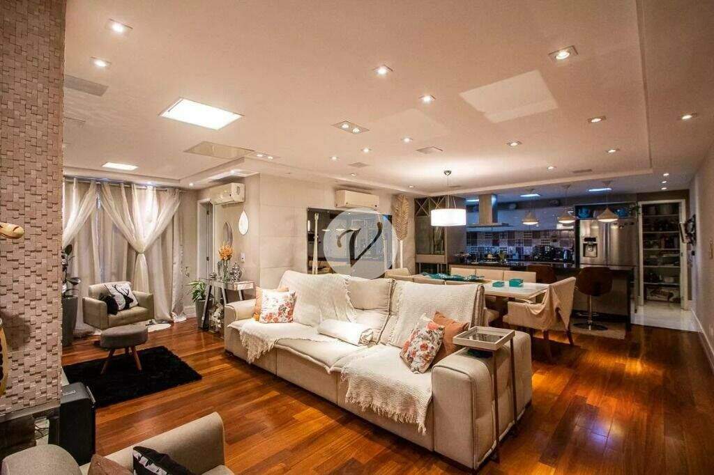 Cobertura à venda no Centro: 