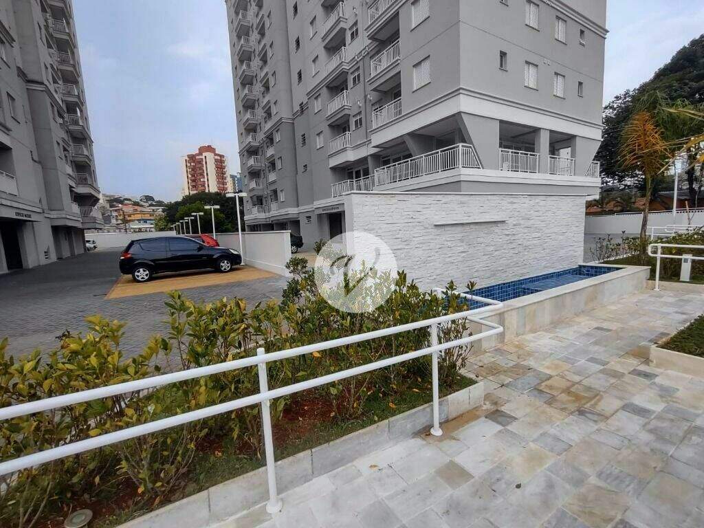 Apartamento à venda no Santa Teresinha: 